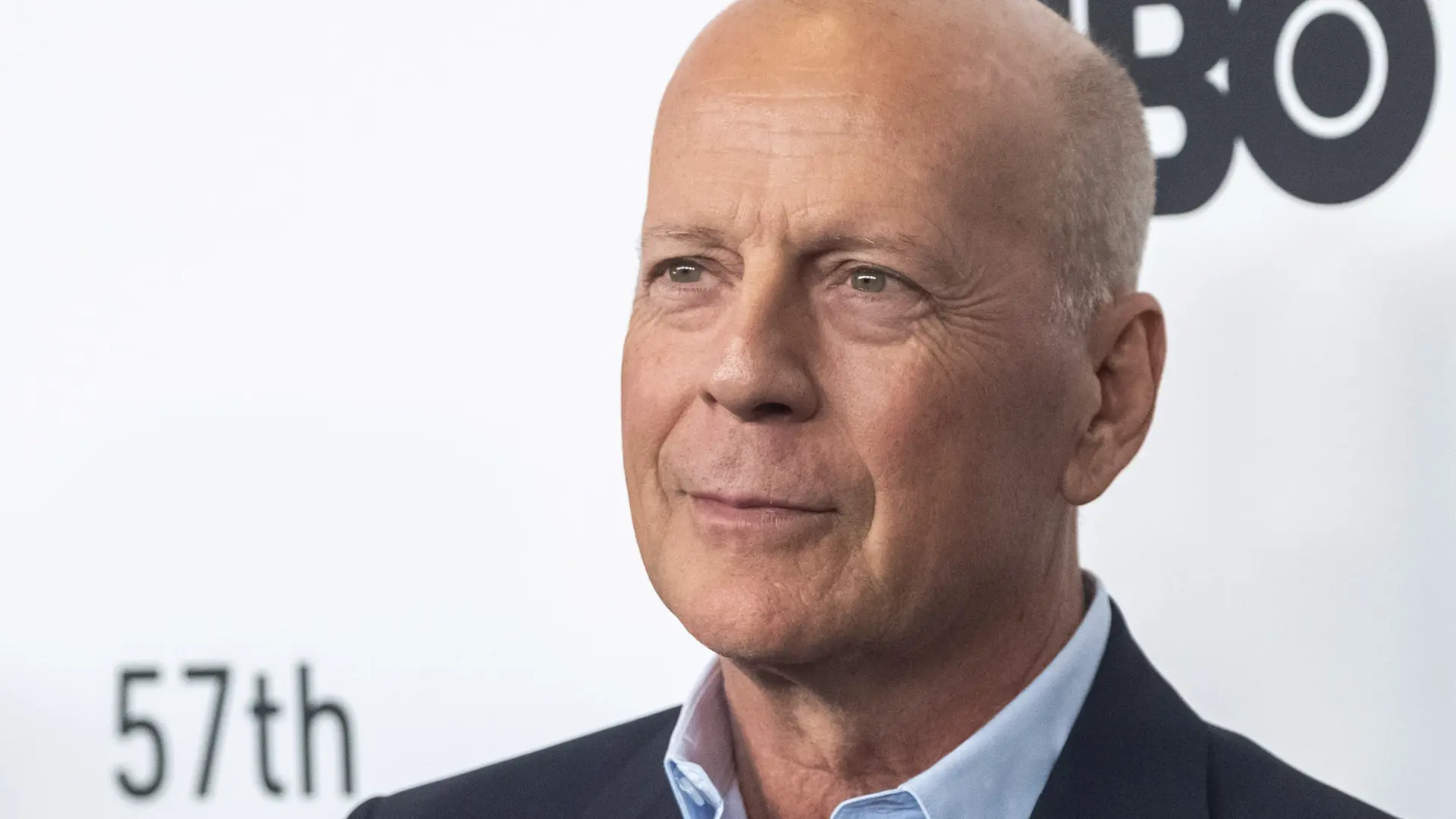 Síntomas de la demencia frontotemporal, la enfermedad neurodegenerativa sin cura que sufre Bruce Willis