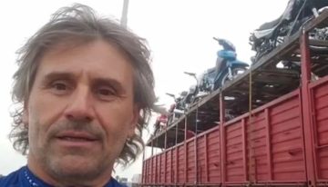 Marcos Di Palma y su «camión solidario» ya están camino a Bahía Blanca: 740 kilómetros y 11 ciudades en 48 horas