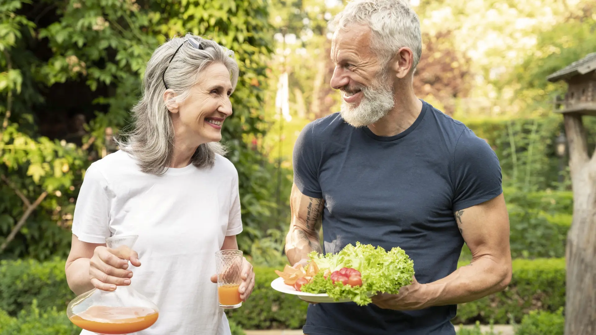 Los tres consejos de un médico para vivir más: "Es la pastilla mágica para la salud y la longevidad"