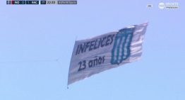 «Infelices 23 años»: la gastada de los hinchas de Racing a Independiente tras el gol de Martirena