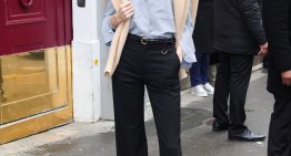 Alexa Chung me ha inspirado para cambiar mi armario abarrotado por un vestidor inteligente y bien construido