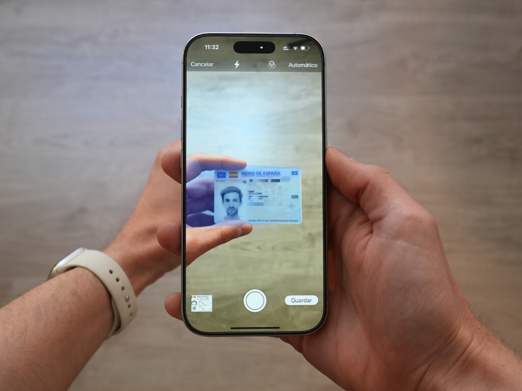 Me han pedido una foto del DNI para el check-in del hotel. Así lo edito en el iPhone para compartirlo de forma segura