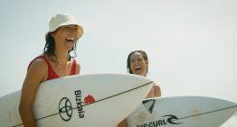 Garazi Sánchez, surfista: «Si no hubiese puesto el movil en modo avión no hubiese conocido tantos lugares y personas increíbles»