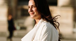 Los 10 productos de farmacia españoles para tener siempre en casa y que no dejan de venderse