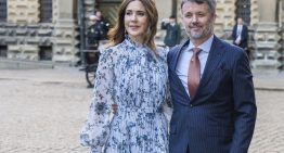 Mary de Dinamarca y un mismo vestido de invitada (inspiración Kate Middleton) para dos eventos el mismo día