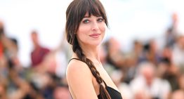 Dakota Johnson se estrena en la alfombra roja de Cannes como productora: «Fue devastador que al principio nadie nos tomara en serio»