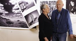 Muere el fotógrafo brasileño Sebastião Salgado. Rescatamos la entrevista que concedió a TELVA en su estudio de París, junto a Lélia, su mujer. «Debo saber parar»