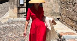 La invitada que con un vestido de Zara de menos de 50 euros y un mantón de Manila fue la más elegante en esta boda de mañana