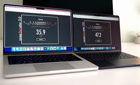 En navegación web con el test "Speedometer 3" el MacBook Air es más rápido