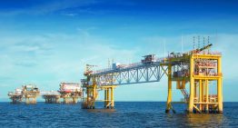Petróleo abre la semana con alzas de 4% por pausa de aranceles entre EU y China