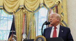 Donald Trump adelanta que los aranceles a China bajarán del 145%