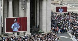 El papa León XIV pide «no más guerras» en su primer mensaje dominical