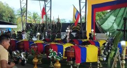 Duelo en Ecuador tras muerte de militares en emboscada de guerrilleros colombianos