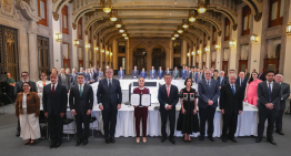 Claudia Sheinbaum y empresarios firman la renovación del Pacic