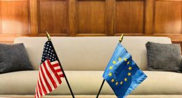 La UE sigue comprometida en llegar a un acuerdo con EU tras fallo que restablece los aranceles de Trump
