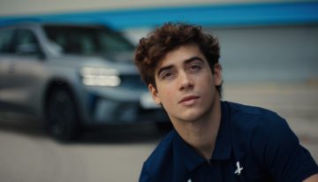 Fiebre por Franco Colapinto: el argentino protagoniza otra publicidad tope de gama antes de concretar su regreso a la Fórmula 1 de la mano de Alpine