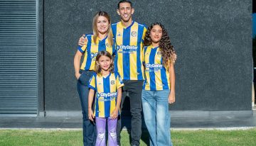 La tierna dedicatoria de Ángel Di María a su mamá y la foto familiar de su regreso a Rosario Central: «Agarrá la bici…»