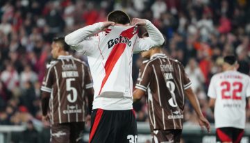 Platense tuvo justicia divina en el Monumental: eliminó por penales a River pese al grosero error del árbitro y jugará contra San Lorenzo