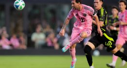 Messi jugó en modo PSG, clavó dos goles por arriba del arquero, fue la figura del Inter Miami y llega afilado a su vuelta con la Selección