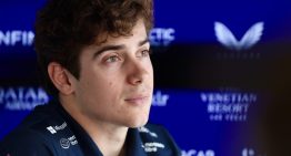 Franco Colapinto y una nueva imagen para el Gran Premio de Barcelona: qué cambios hubo en el auto y el traje del piloto