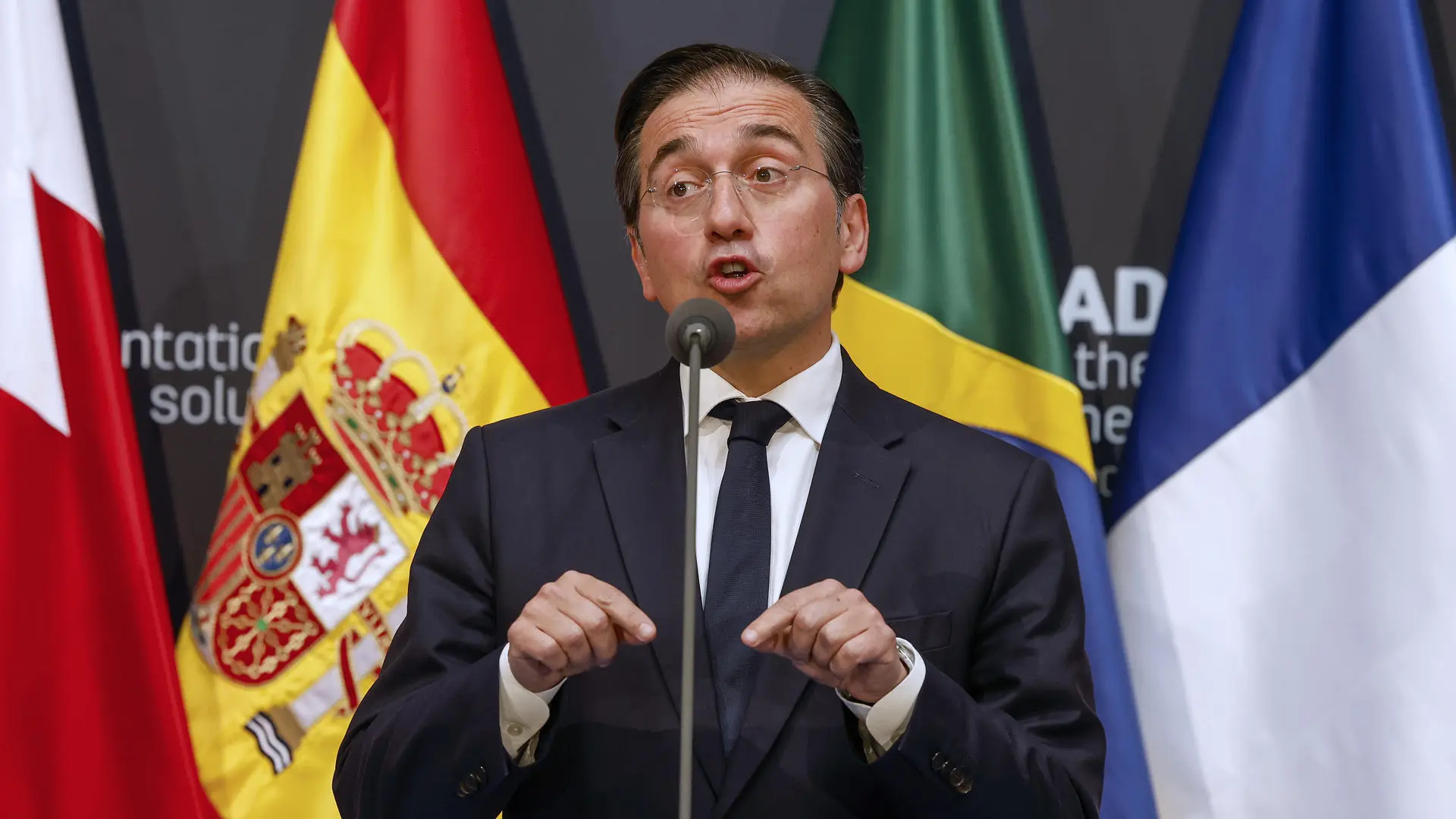 Estos son los siete países que han frenado la prisa de Sánchez por oficializar el catalán en la UE… y las "dudas" que tienen para hacerlo