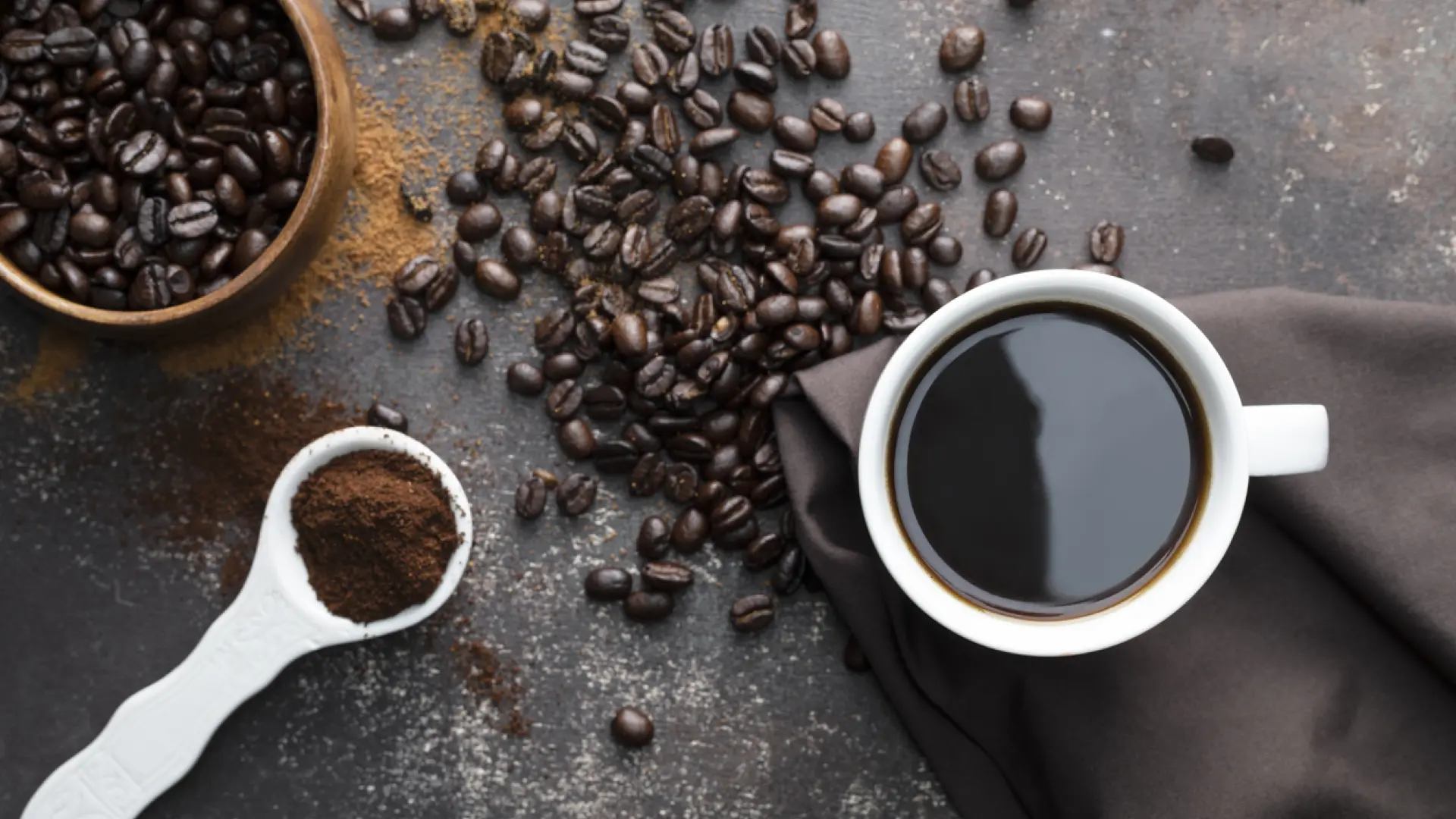 Si preparas el café de esta forma cada mañana podría tener efectos negativos en tu corazón