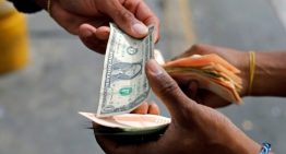 Cuánto ganan los trabajadores en la industria venezolana y cómo afecta el ajuste cambiario