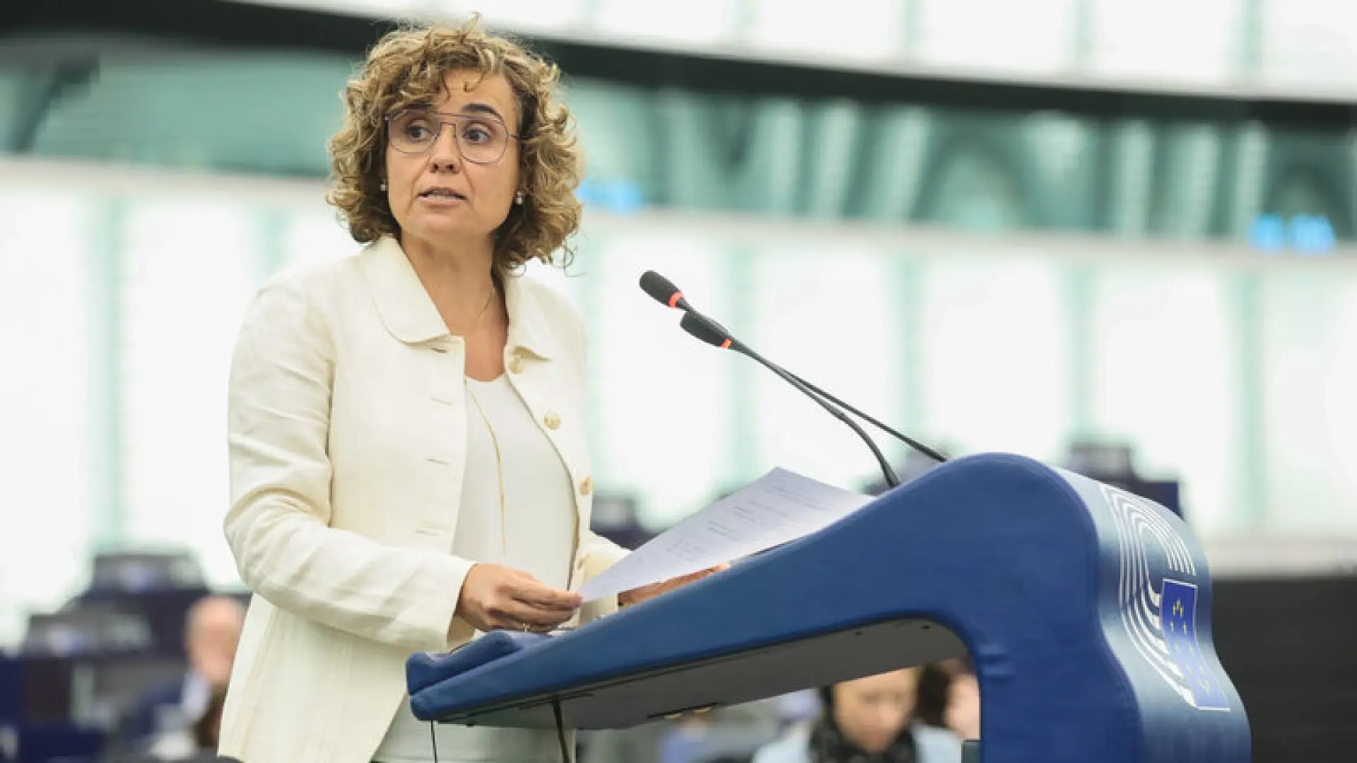 El PP denuncia en el Parlamento Europeo la "incompetencia" de Sánchez con el apagón y la nuclear divide a los eurodiputados