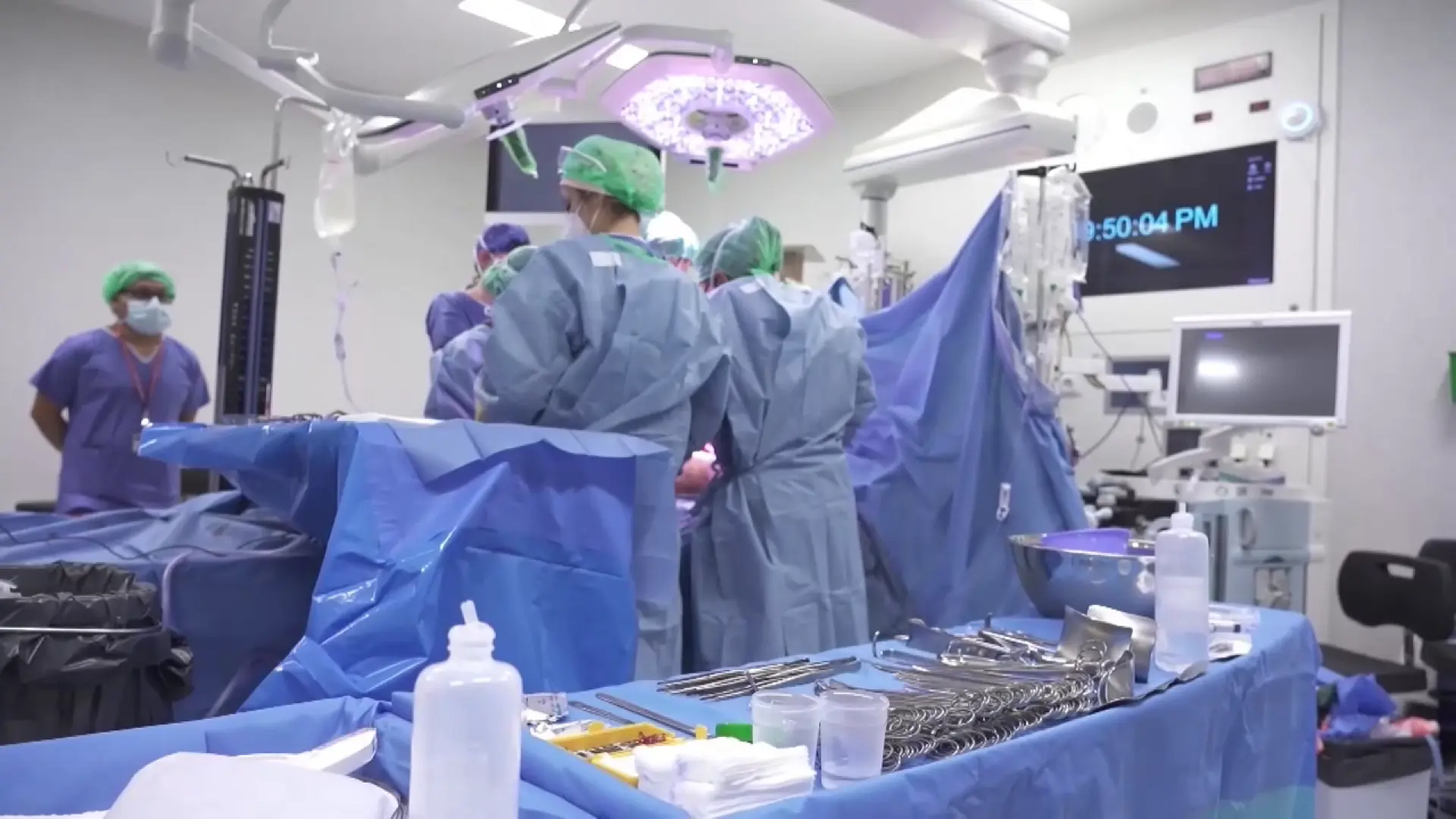 El Hospital de Bellvitge extirpa un cáncer de páncreas hasta ahora inoperable con una nueva técnica