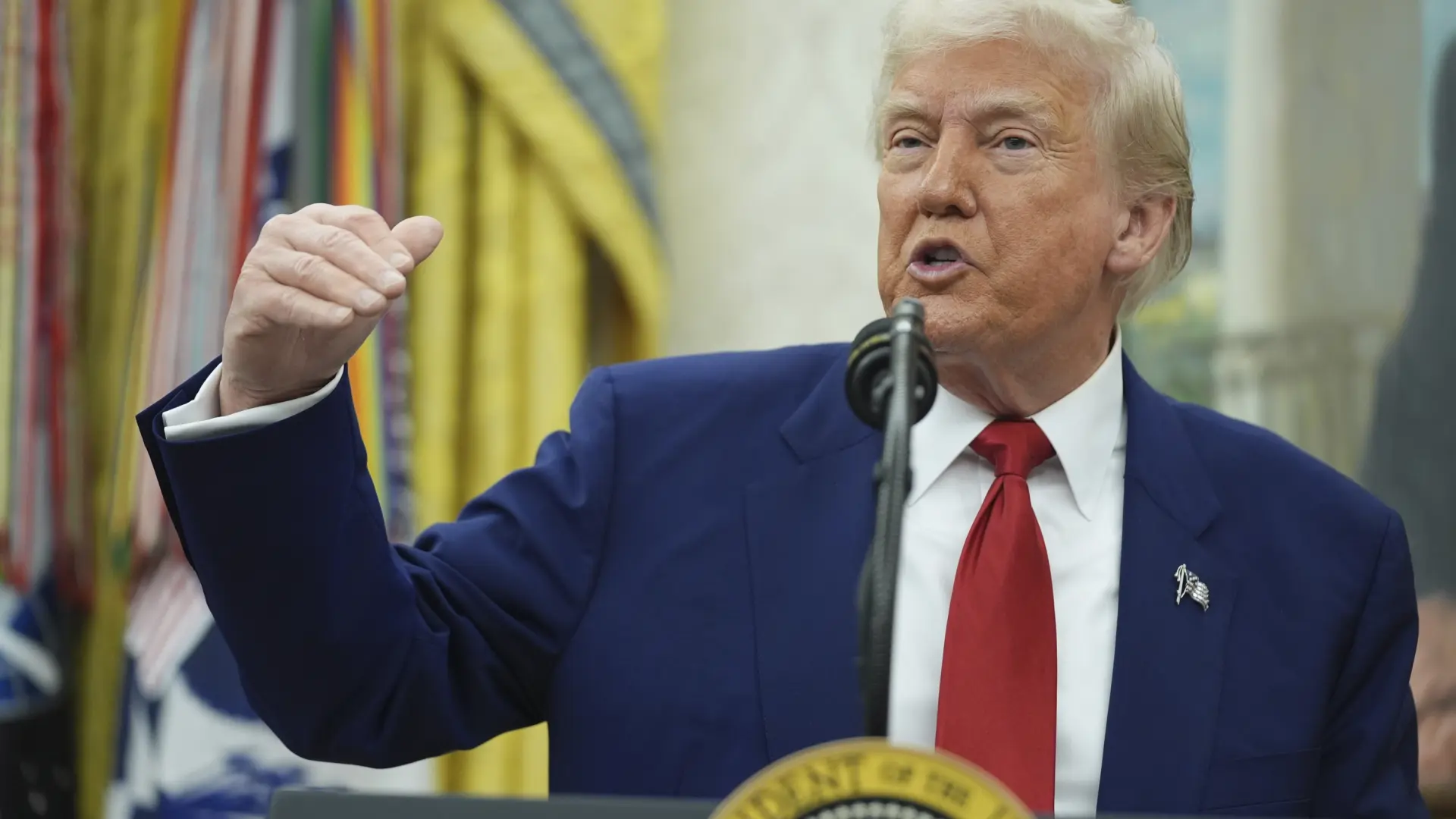 Una corte federal de EE UU bloquea la política arancelaria de Trump por excederse en poderes