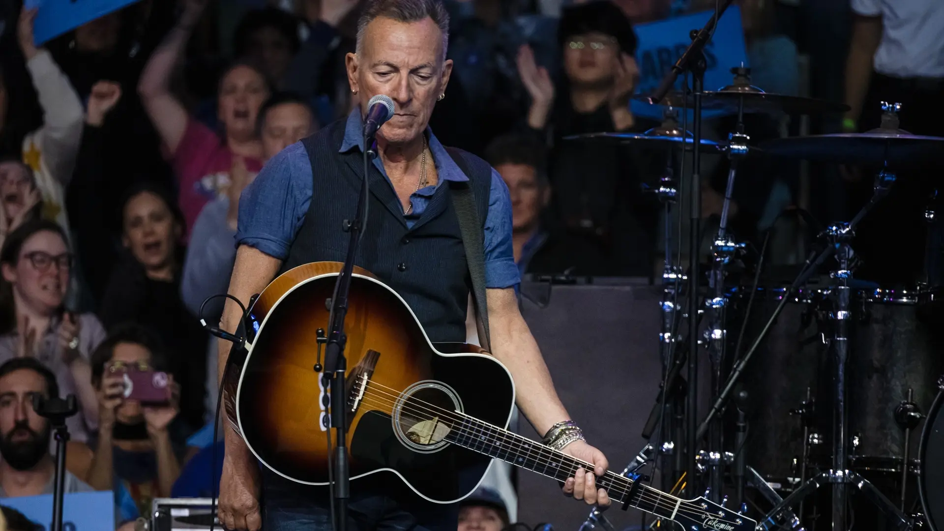 Trump replica al "sobrevalorado" Springsteen: "Es más tonto que una piedra y tiene la cara como una pasa"