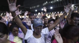 AP: Pastores evangélicos mantienen apoyo espiritual en una Venezuela golpeada por la crisis