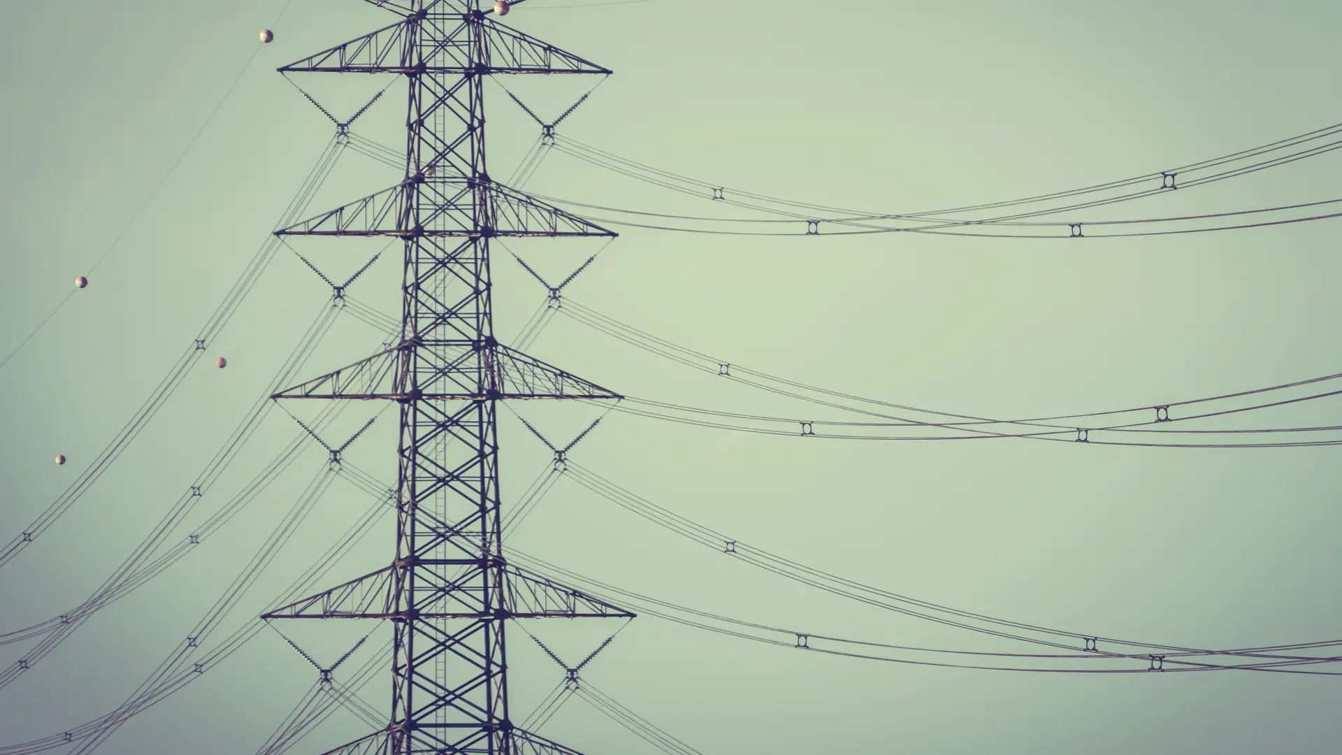 Por qué Francia y Alemania dicen que ellos no padecerán un apagón: así son sus sistemas eléctricos y en qué se diferencian del español