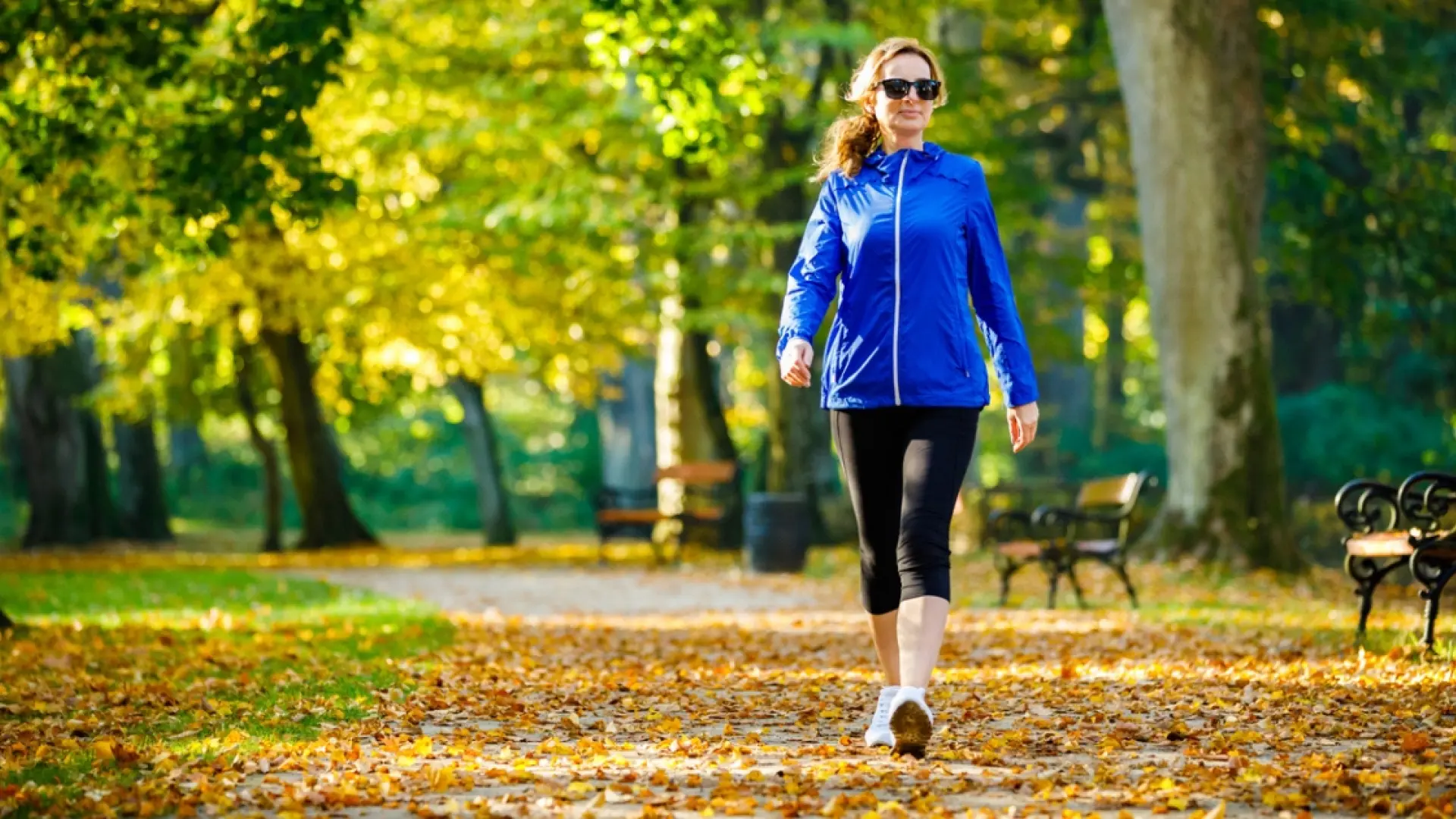La técnica que es mejor que caminar 10.000 pasos al día y que se hace en solo media hora, según un entrenador personal