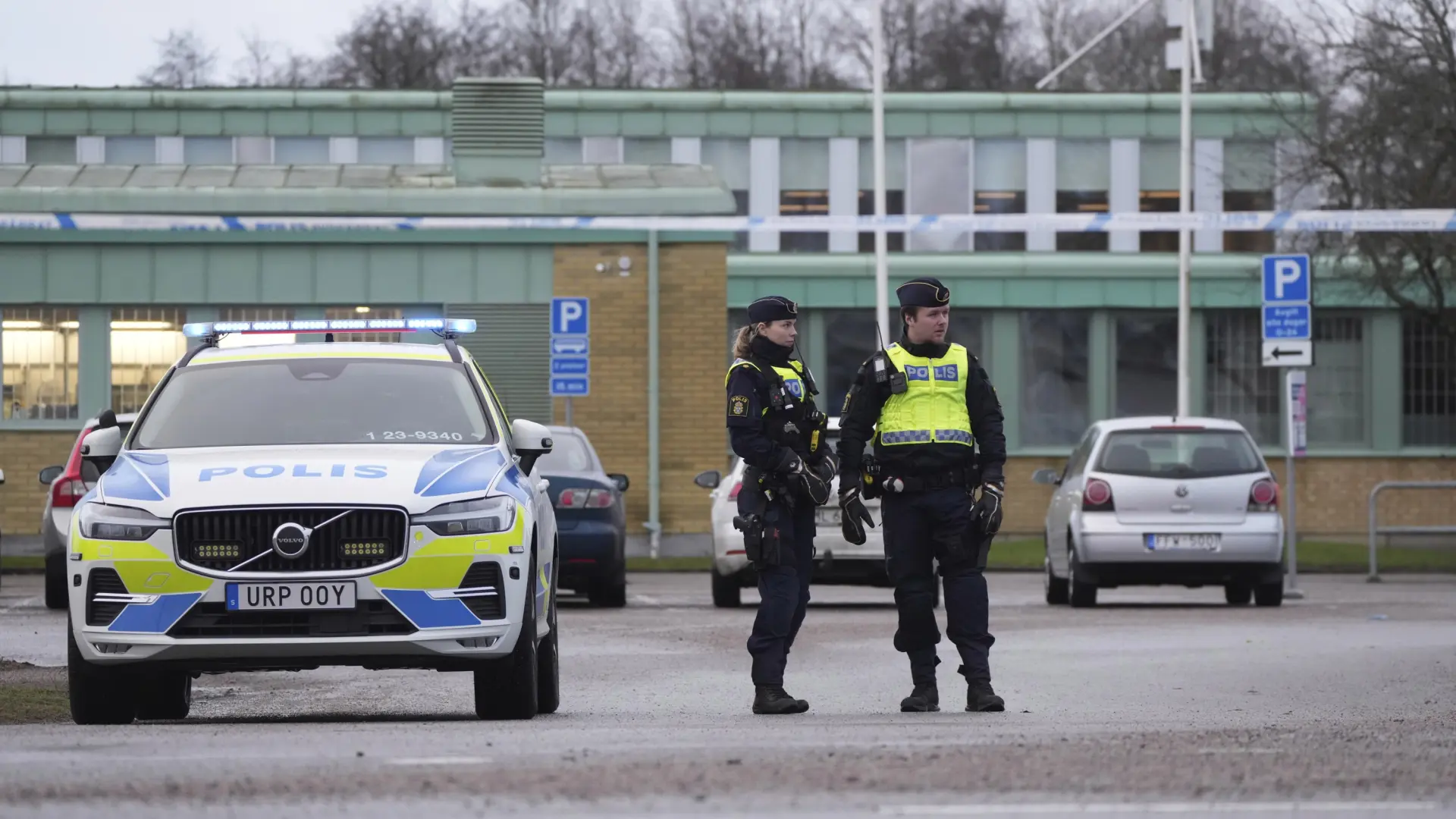Liberan al joven de 16 años detenido por el tiroteo mortal en Suecia y arrestan a otro tres: "Ya no es sospechoso del delito"