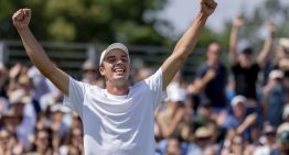 El cuento de hadas de Oliver Tarvet: es el 719 del mundo, jugará Wimbledon y ya ganó más plata que toda su vida pero apenas podrá usar una pequeña parte