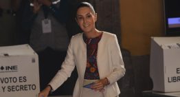 Claudia Sheinbaum vota en la elección judicial; «viva la democracia», dice