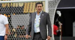 Guatemala mete otro técnico mexicano a fase final de Copa Oro