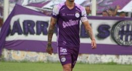 La AFA no tuvo piedad con el jugador de Sacachispas que noqueó a uno de Dock Sud en una pelea en la cancha: cuántas fechas recibió