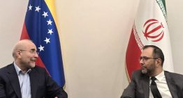Presidente del parlamento iraní llegó a Venezuela para afianzar acuerdos con Maduro