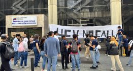GNB hostiga a estudiantes universitarios que protestan contra eliminación de pruebas internas (VIDEO)