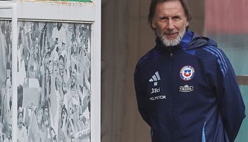 Chile perdió un jugador fundamental para el partido contra Argentina: Gareca convocó a un juvenil de 18 años para reemplazarlo