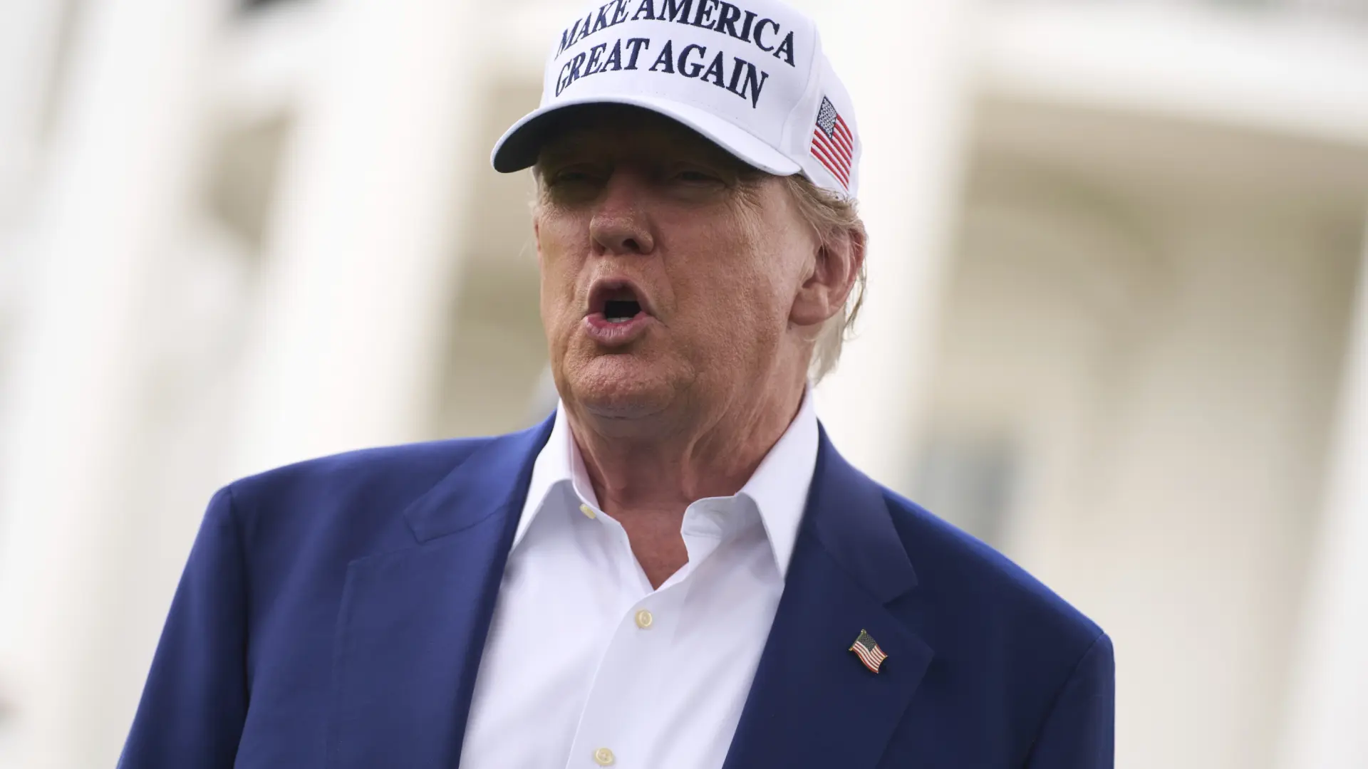 Trump flirtea con participar junto a Israel en la guerra contra Irán y Jamenei le amenaza con "un daño irreparable" si esto sucede