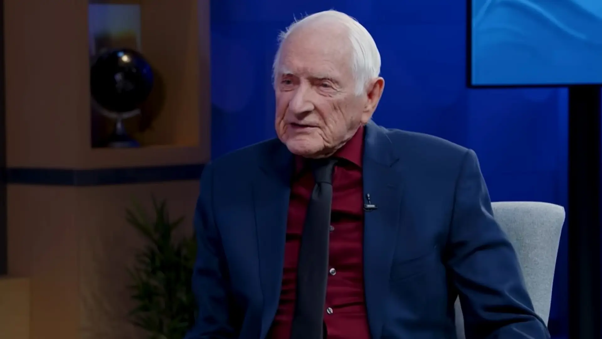 John Scharffenberg, médico y nutricionista de 101 años, da las claves de la longevidad: "Si no haces ejercicio vas a morir antes"