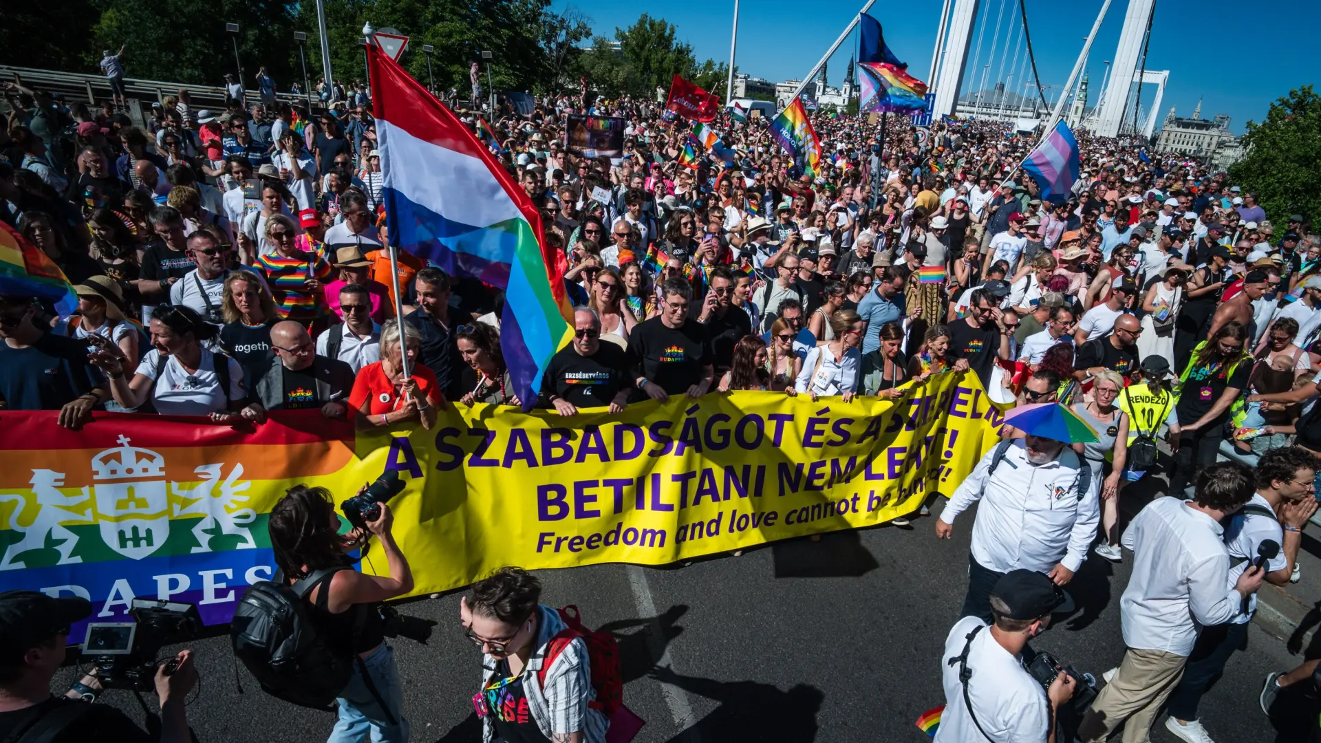 Orbán critica la "repulsiva" marcha del Orgullo en Budapest y la achaca a las "órdenes" de Bruselas