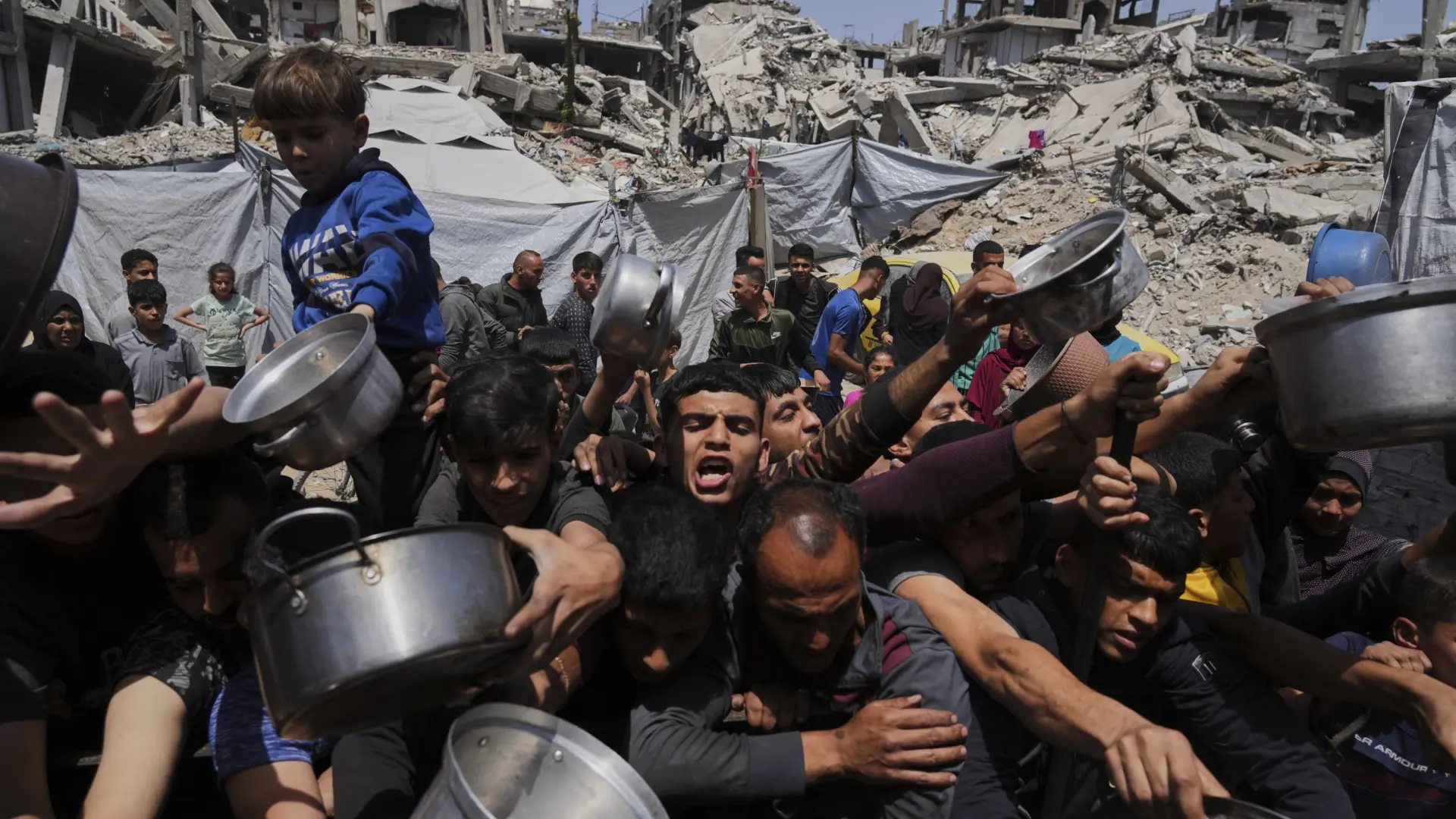 Israel acusa a Hamás de exagerar el número de víctimas del tiroteo en el punto de distribución de ayuda