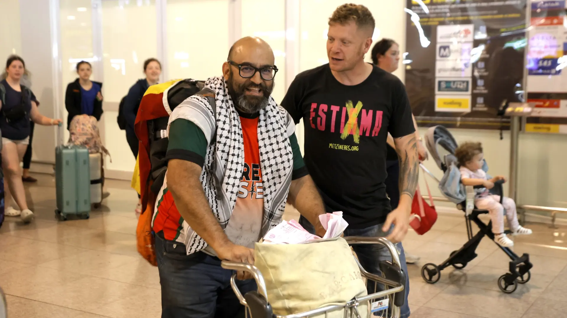 El activista de español de la Flotilla de la Libertad deportado por Israel llega a Barcelona: "Ha sido un ataque ilegal"