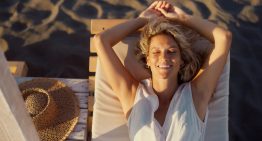 Alba Cardalda, psicóloga: «Creemos que una buena madre es aquella que siempre está disponible para sus hijos, sin necesitar tiempo para sí misma»