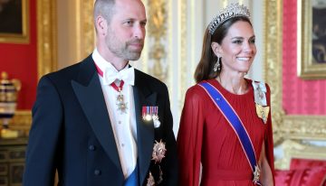 Kate Middleton impecable con vestido de Givenchy y con la tiara favorita de Diana de Gales