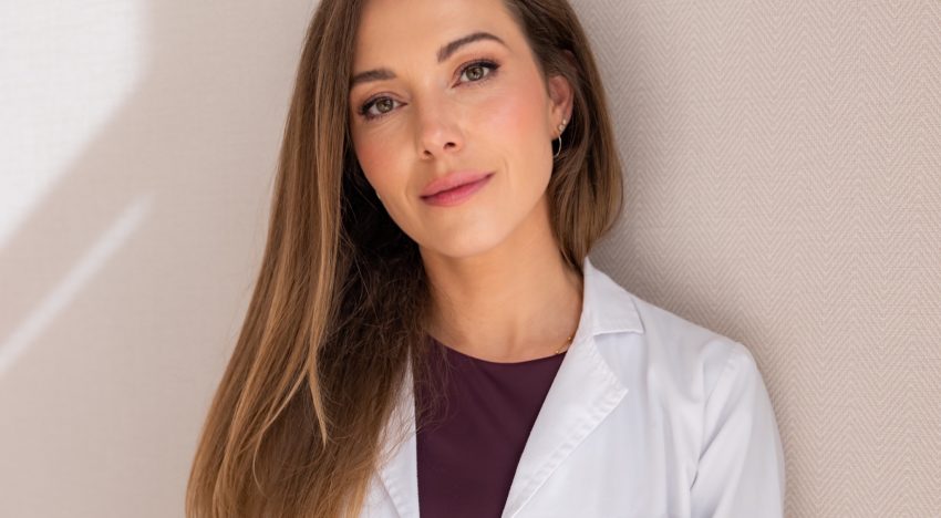 Lidia Maroñas, dermatóloga: «El sérum de vitamina C, más el fotoprotector, es una barrera anti manchas»